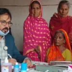 नवादा के बरदाहा गांव में डॉ. सरफराज़ आलम द्वारा निःशुल्क स्वास्थ्य जांच शिविर